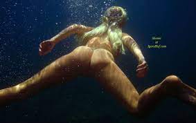 Underwater Nude Diving Girls - Xxx Pics