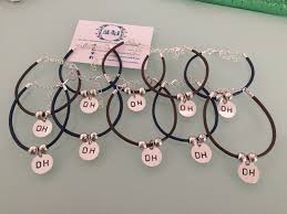 ¿no te parece que este incluso podría usarse en una boda de la realeza? Pulseras Damas De Honor M I Complementos Personalizados