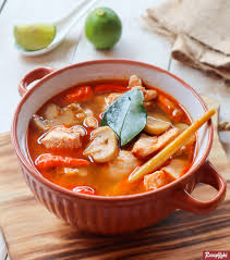 Paprik ayam, daging dan seafood 'signature dish' ketulenan. Tomyam Ayam Nasi