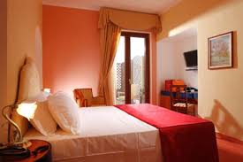 El color de tu habitación influye sobre tu estado de ánimo, es por ello que al escoger el color predominante en tu decoración vale la pena tomar en cuenta tu. Colores Para Dormitorios De Matrimonio Juveniles Y Pequenos Tendenzias Com