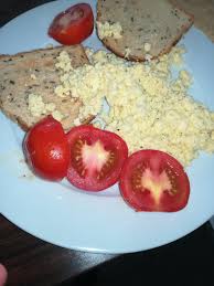 Everyone has an opinion on how to cook an egg. Tried Following A Gordon Ramsay Video For Scrambled Eggs But Am A Shitty Cook And Also Didn T Have Half The Ingredients That He Had Shittyfoodporn