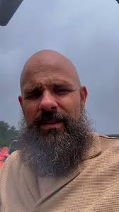 Proof the good ones still exist 💛, ., ., #rain #noumbrella #husband  #beechmountain #chivalryisnotdead #hesakeeper