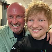 Just two redheads having fun in Dubai 🍅🧸🥳 Throwing it back to seeing…