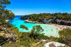 Majorka je najveće ostrvo u španiji i deo je arhipelaga balearskih ostrva. Mallorca Latnivalok Utikalauz Nyaralas 2021 Spanyolorszag
