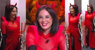 Agathe auproux célèbre le premier anniversaire de la rémission de son cancer. Captain Caps Auf Twitter La Superbe Diablesse Agathe Auproux Dans Tpmp Halloween2019