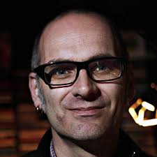 Slik fyller han tomme butikklokaler