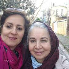 بیوگرافی شمسی فضل الهی بازیگر و دوبلور با عکس های جدید شخصی و همسرش تا ناگفته هایی از زندگی شخص هنری او را می خوانید. Ø¨ÛŒÙˆÚ¯Ø±Ø§ÙÛŒ Ø´Ù…Ø³ÛŒ ÙØ¶Ù„ Ø§Ù„Ù‡ÛŒ Ùˆ Ù‡Ù…Ø³Ø±Ø´ Ø¨Ø§ Ø¹Ú©Ø³ ØªØ§ Ø¹Ù„Øª Ø·Ù„Ø§Ù‚