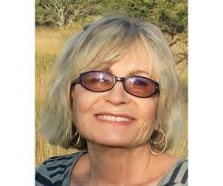 Laurie Guild's Instagram, Twitter & Facebook