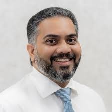 Adam Marlowe's Instagram, Twitter & Facebook