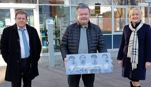 Wir freuen uns darauf, sie beraten zu dürfen. Die Offizielle Homepage Des Chemnitzer Fc E V Gemeinsames Dankeschon An Fans Und Unterstutzer