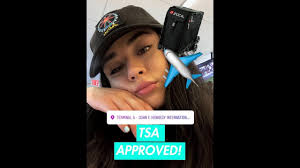 How I Pack My Profession Makeup Kit To Fly On An Airplane!