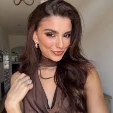 I left my heart in that interview room. I had an amazing conversation with  our esteemed panelists, and I cannot wait for the rest of the competition  tonight! 🥰 Thank you for