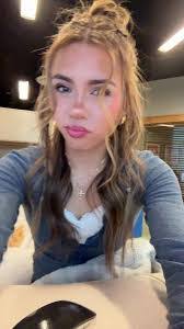 Shannon Tarpey's Instagram, Twitter & Facebook