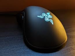 On paint get the dc from beginpaint() bitblit() using the paintstructs rect. Razer Deathadder V2 Review We Like The Upgrades But What S With The Weighty Name Pcworld
