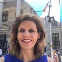 Barbara Barr's Instagram, Twitter & Facebook