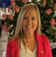 Kari Olney's Instagram, Twitter & Facebook