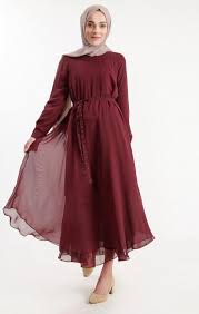 Tesettur Elbise Abaci Tesettur Giyim Pardesu Elbise Ve Muhafazakar Giyim In Adresi In 2020 Red Chiffon Dress Red Chiffon Chiffon Dress