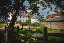 The next time i get asked 'what makes a good wedding?' i'm just going to point them to this blog post. Hendall Manor Barns Stone Barn Wedding Venue In Sussex Amazing Space Weddings