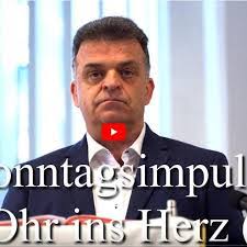 Barbara Petras's Instagram, Twitter & Facebook