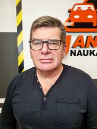 Robert Garncarz instruktor nauki jazdy w OSK Jantar