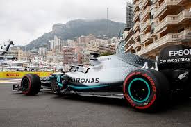 No papel, mercedes vê red bull como favorita para mônaco mônaco também será palco da segunda etapa da fórmula 2 , que tem o chinês guan yu zhou na ponta, seguido de liam lawson e jehan daruvala. Hamilton Supera Bottas Em Duelo Apertado Em Monaco E Mercedes Faz Dobradinha Arrasadora Formula 1 Ge