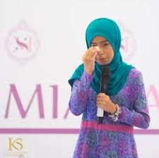 Mia berkata, dia sudah penat diberi layanan sebegini. Mia Sara Nasuha Net Worth