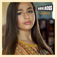 BIG NEWS!! I'M teaming up with Knixteen to design the perfect bra, but I  need your help! As some of you may know, finding a comfortable bra that  looks good under everything