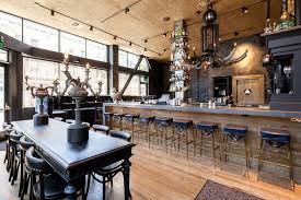 Alfresco dining at black cat's charming and spacious farmstead. Black Cat C Walters Design