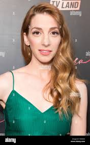 Molly bernard hi-res stock photography and images