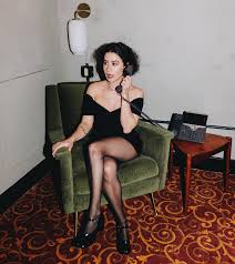Ilana Glazer - Free pics, galleries & more at Babepedia