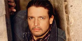 Cómo los excesos le pasaron factura al galán Rafael Rojas, y perdió lo que  era una brillante carrera.