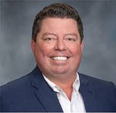 Jennifer Dolph's Instagram, Twitter & Facebook