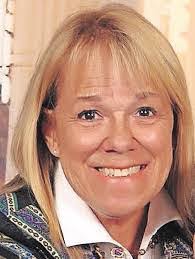 Candie Rush's Instagram, Twitter & Facebook