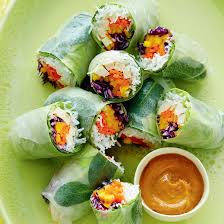 Recette De Rouleaux De Printemps Au Poulet Et A La Mangue Coup De Pouce Cold Meals Food Cuisine Recipes