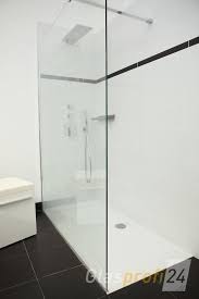 Glasprofi Liefert Glaser Fur Alle Duschtypen Auch Uber Standardmasse Hinaus Dusche Walk In Dusche Badezimmer Mit Dusche