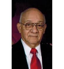 Lisa Arzola's Instagram, Twitter & Facebook