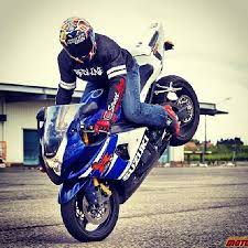 Bikes Enchanter S Photo Stoppie Done By Suzuki Gsx1000r