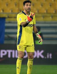 Pagina ufficiale dello juventus official. Leaving Juventus Goalkeeper Gigi Buffon Concurs Parma Agreement Qlur