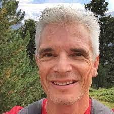 Dennis Steck's Instagram, Twitter & Facebook