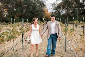 Winery Elopement Packages In Fredericksburg Texas Photo By Mckenzie Baird Fredericksburg Texas Elope Fredericksburg