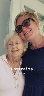 Hi I'm going to try this again as my previous post had zero tries. My mom  passed away in 2018 and never got to meet my daughter please can someone  make it