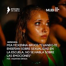 Cómo tener sexo” (How to have sex) es un largometraje británico dirigido  por Molly Manning Walker, el cual fue estrenado recientemente en salas de  cine de Chile bajo la distribución de MUBI (@