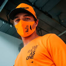 Ferrari e mclaren, al primo gp, hanno scelto le mascherine della startup di betta maggio. Mclaren Releases We Race As One Team U Mask