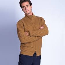 Un large choix à portée de main ! High Neck Zipped Alpaca Cardigan