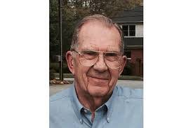 Amanda Grimshaw's Instagram, Twitter & Facebook