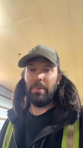 The elusive 10mm , ., ., ., ., #ffs #whatnoway #lol #hair #dontbelieveit  #usefulinfo #tipsandtricks #toolbox #hacks #todayyearsold #thatwaseasy  #todaytip #homehacks #toolhacks