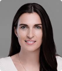 Danielle Morris's Instagram, Twitter & Facebook