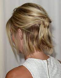 Coiffure carré plongeant ondulé coiffure carré plongeant. Coiffure Mariee Sur Carre Plongeant Les Plus Jolies Coiffures De Mariee Pour S Inspirer Elle