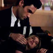 You Netflix On Instagram You Re Afraid To Tell People How You Feel Because It Will Destroy Them So You Bury It Deep With Netflix Gente Bonita Pack De Fotos