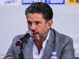 Marcus Tarrance se queda con el equipo de Caballeros